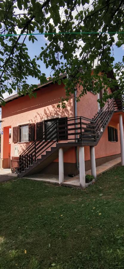 Apartman Deda Rakovica Esterno foto