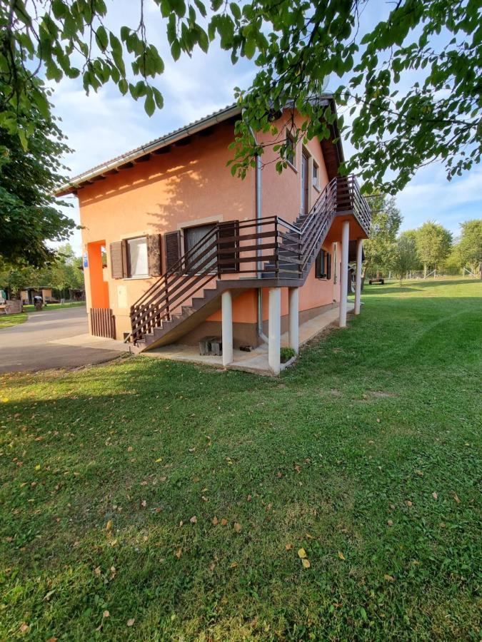 Apartman Deda Rakovica Esterno foto